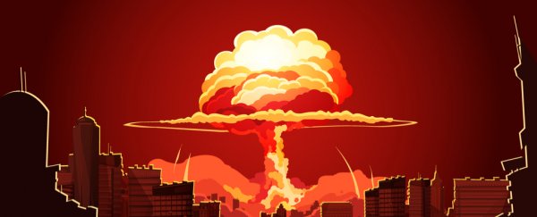If a nuclear bomb explodes, these are the emergency supplies you should have
