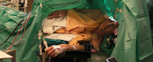 Watch: Opera singer performs through his entire brain surgery