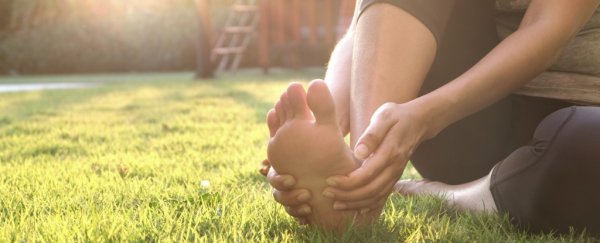 Here's what happens when your foot falls asleep