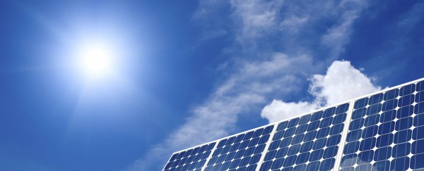 Low-cost perovskite solar cell sets efficiency record