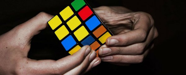 How to solve a Rubik's cube in 5 seconds