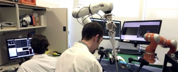 This new surgical robot just outperformed human surgeons