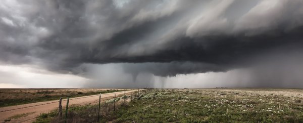 New forecast models could give you an extra hour to hide from a tornado