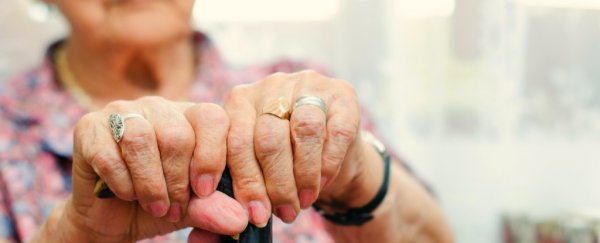 6 ways to decrease your risk of Alzheimer's disease