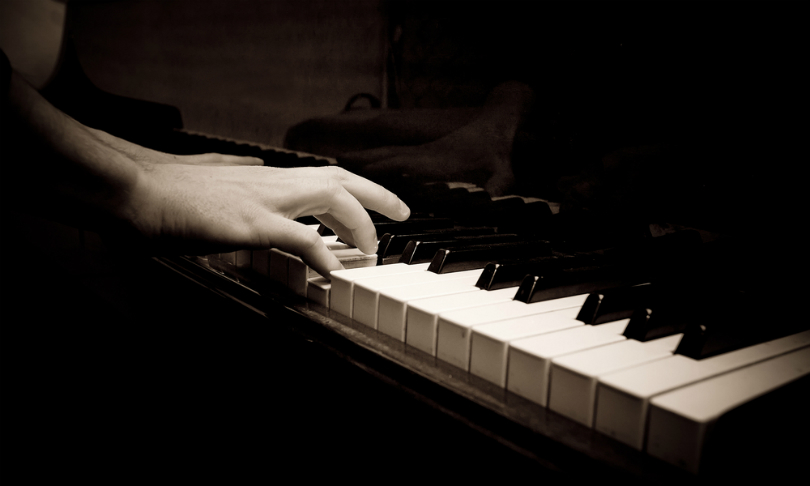 Telekhovskyi_Piano_shutterstock