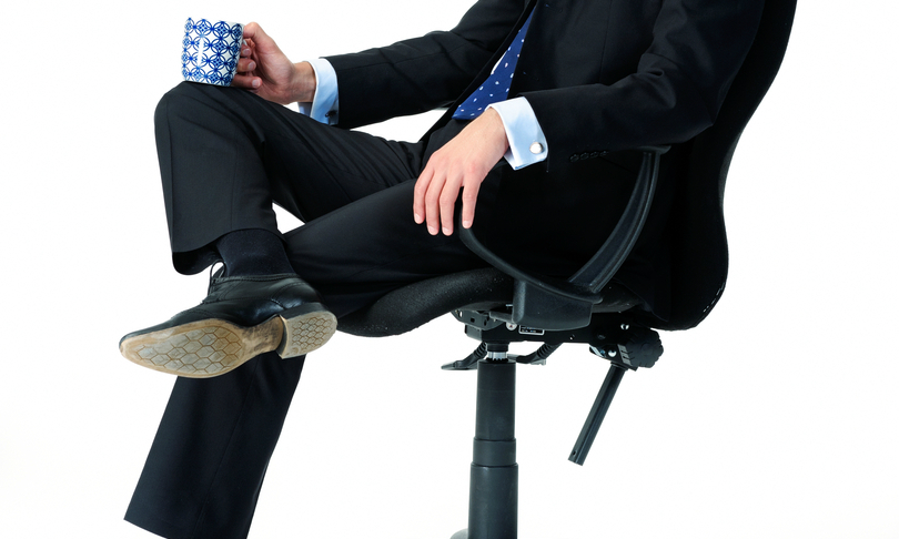 Warren_Goldswain_CrossLeg_shutterstock