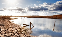 istock_droughtwithlake_small.jpg istock_droughtwithlake_small.jpg